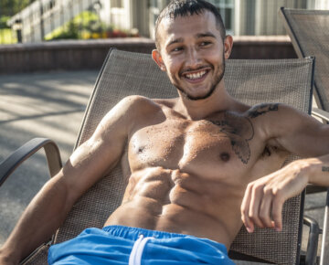 Subscribe to my newsletter for exclusive offers & workout tips