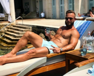 Subscribe to my newsletter for exclusive offers & workout tips